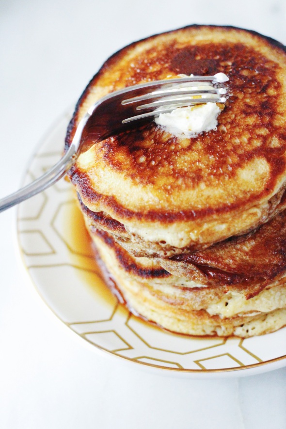 fluffy brown sugar pancakes